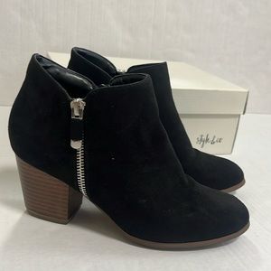 Style and Co Masrinaa Black Suede Side Zip Bootie